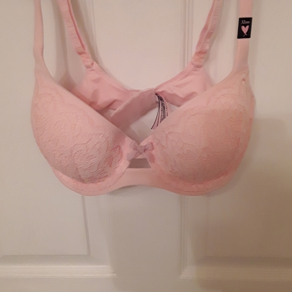 Victoria's Secret Body by Victoria Lined Demi Bra 32DD - Picture 3 of 13